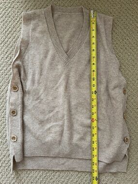V-Neck Button-Side Knit Vest in Beige